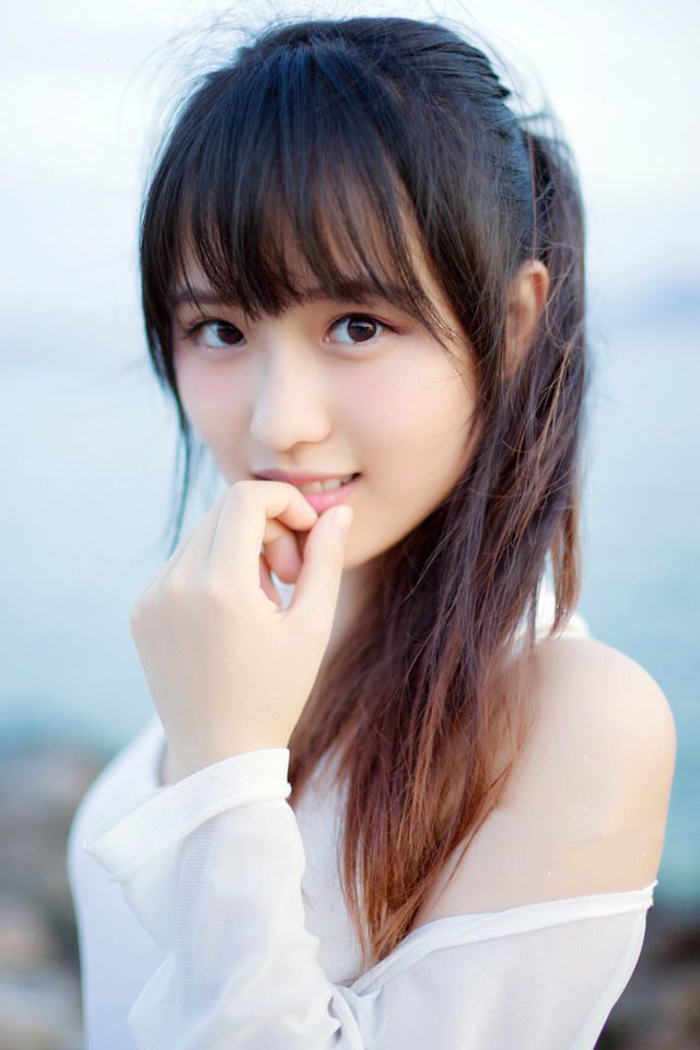 每次考试就像是一种屈辱你说你会了别人不相信偏拿张白纸要你来证明。——三毛《雨季不再来》